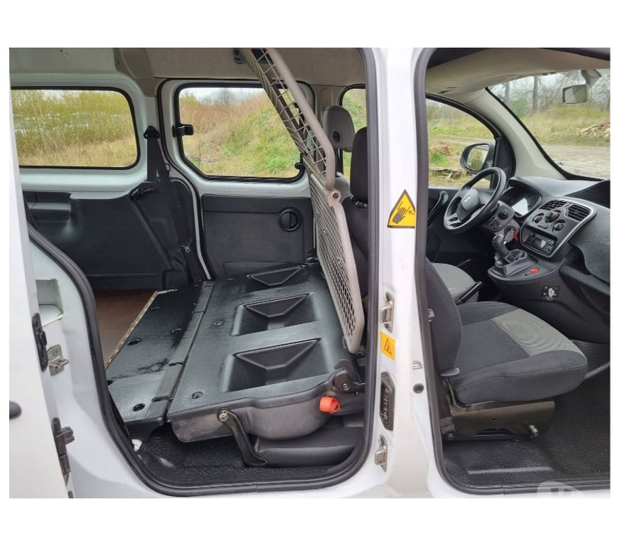 Véhicules commerciaux & utilitaires d'occasion Pont-de-Loup - Photos Vivastreet Renault Kangoo 6 2019 Double Cabine 108127KM 1.5dci 90cv EU6