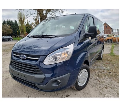 Tracteur & camion occasion - Photos Vivastreet Ford Transit Custom 9places minibus 2.2tdci 125cv 92kw airco