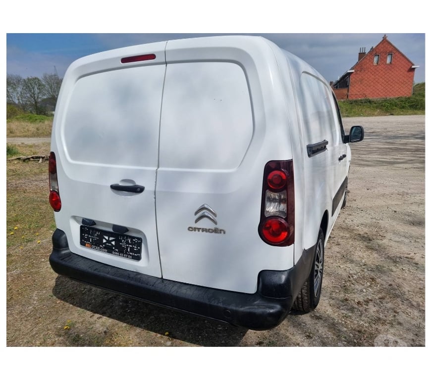 Véhicules commerciaux & utilitaires d'occasion Pont-de-Loup - Photos Vivastreet Citroën Berlingo Maxi 1.6hdi 90cv Boite Auto Cruise 3pl