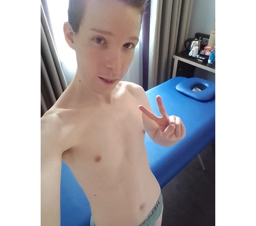 Gay Escorts Ostende - Photos Vivastreet Sexy petit masseur pro proche Ostende