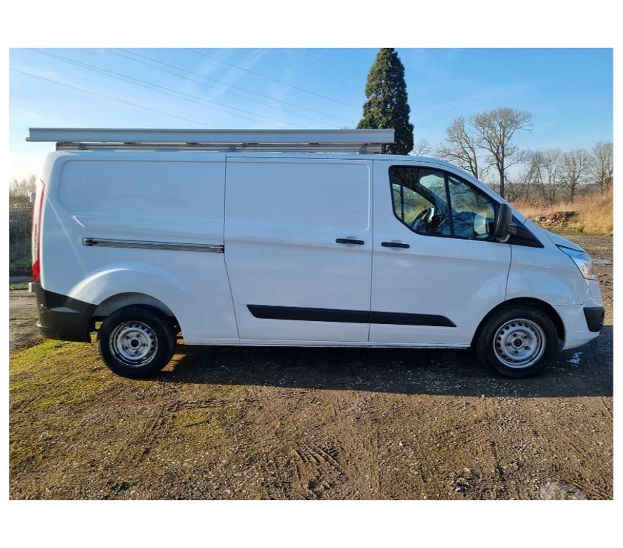 Véhicules commerciaux & utilitaires d'occasion Pont-de-Loup - Photos Vivastreet Ford Transit Custom L1h1 2.2tdci 110CV Nv Moteur 0km 3places