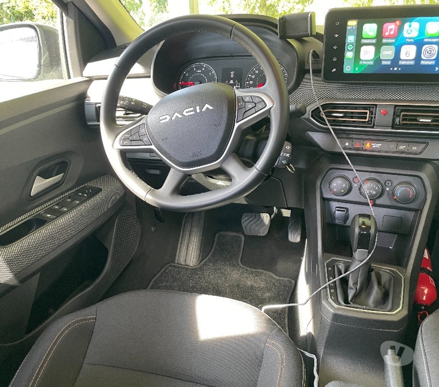 Voiture à vendre Aubange Athus - Photos Vivastreet SANDERO 1.0TCE 90CV STEPWAY EXPRESSION AUTO.