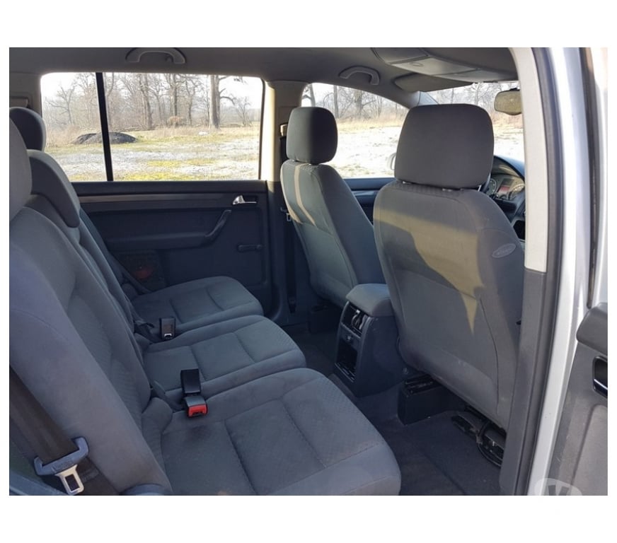 Voiture à vendre Pont-de-Loup - Photos Vivastreet Vw touran 7places 1.9tdi 105cv Airco...