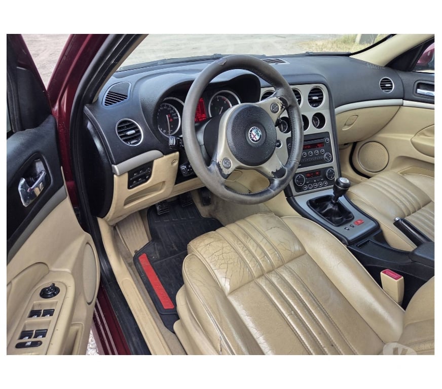 Voiture Ă vendre Pont-de-Loup - Photos Vivastreet Alfa 159 break 2008 1.9jtd 115cv Cuir Beige Ac Jantes Cruise