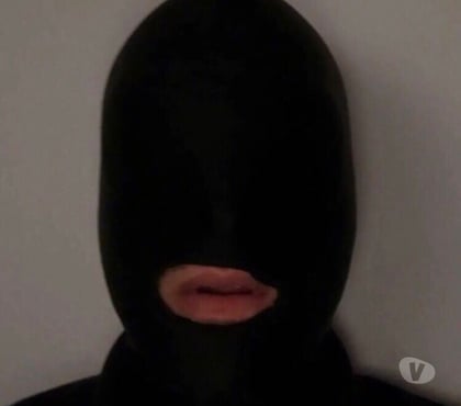 Rencontre gay - Photos Vivastreet Videur de couilles cagoulé entièrement