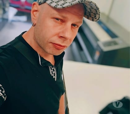 Rencontre gay Dinant-Centrum Dinant - Photos Vivastreet Je suis passif plutot soumis