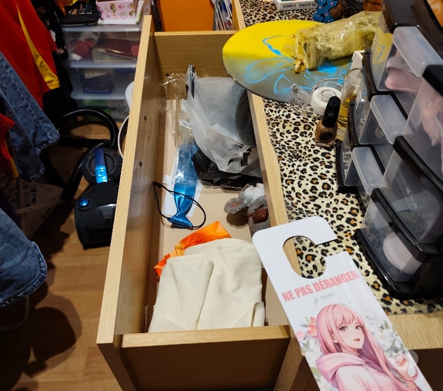 Meubles & Décoration Quaregnon - Photos Vivastreet Av chambre à coucher 1 personne