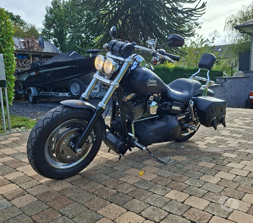 Motos Neupré Neuville-en-Condroz - Photos Vivastreet Harley davidson