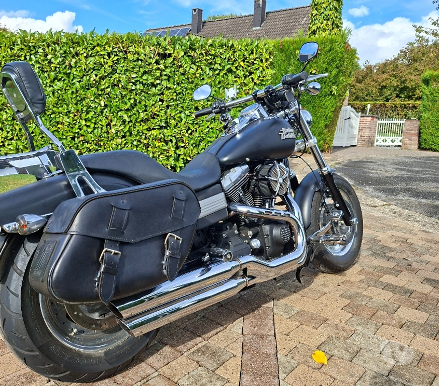 Motos Neupré Neuville-en-Condroz - Photos Vivastreet Harley davidson