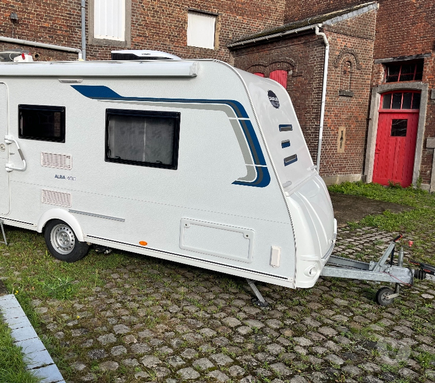Caravane occasion Courcelles La Glacerie - Photos Vivastreet Caravane Caravelaire Alba 460