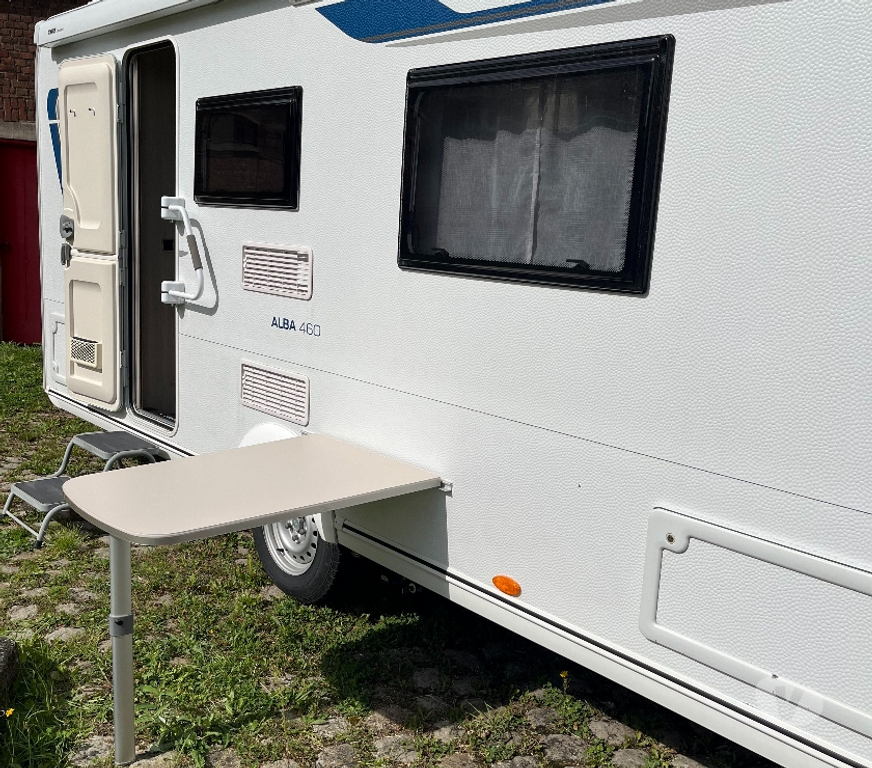 Caravane occasion Courcelles La Glacerie - Photos Vivastreet Caravane Caravelaire Alba 460