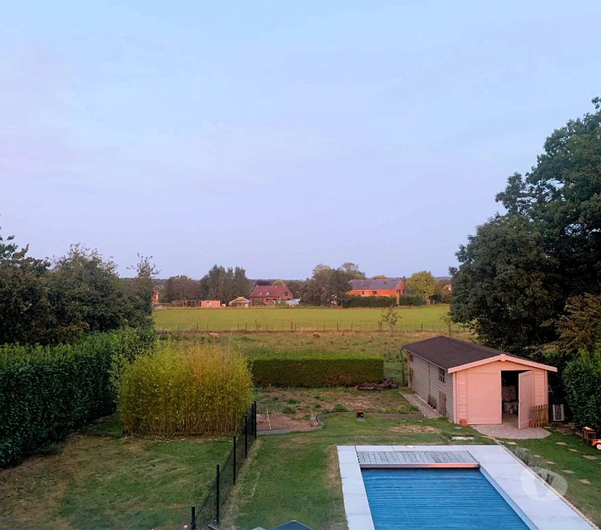 Annonce maison Begnee - Photos Vivastreet Superbe villa - 8,30 ares- piscine