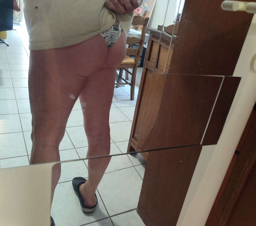 Rencontre gay Beez Namur - Photos Vivastreet Un peu de sexe aux Wallos de Namur
