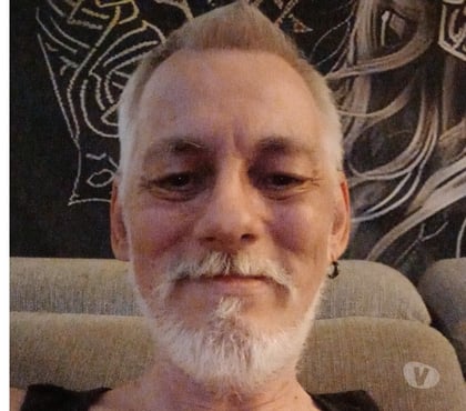 Rencontre gay - Photos Vivastreet Bi passif cherche un actif
