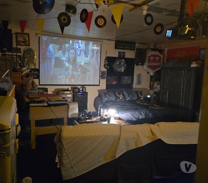 Rencontre gay Belgrade Namur - Photos Vivastreet Reçois j mec uniquement en soirée