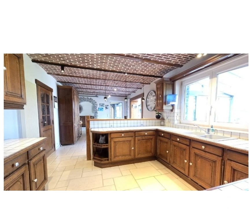 Annonce maison Bourseigne-Neuve - Photos Vivastreet Gedinne : magnifique maison, 4-5 ch, piscine.