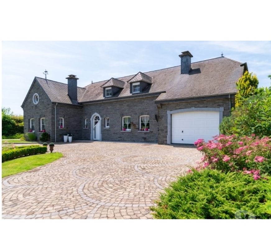 Annonce maison Bourseigne-Neuve - Photos Vivastreet Gedinne : magnifique maison, 4-5 ch, piscine.
