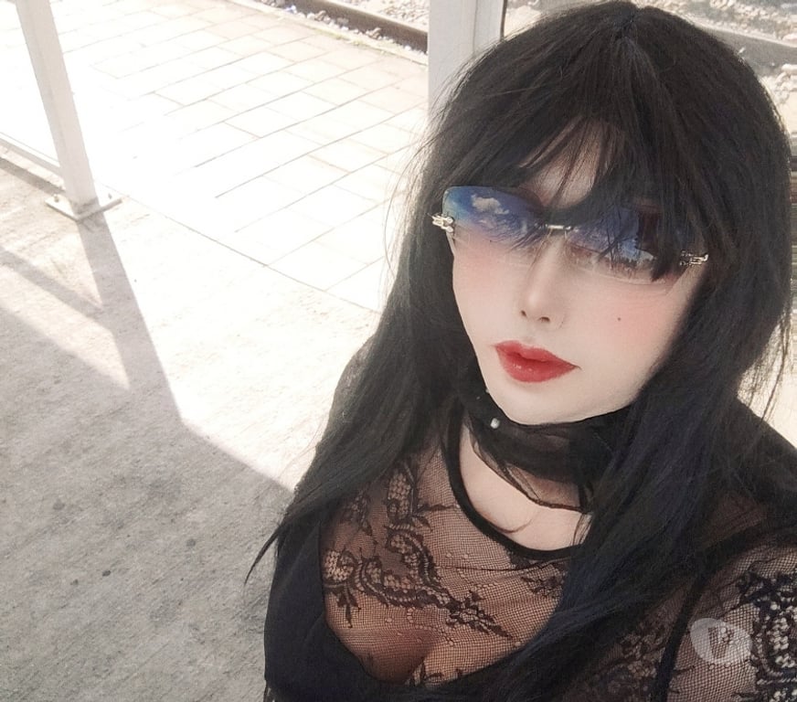 Gay Bruxelles (Brussels) Bruxelles-Centrum - Photos Vivastreet Trav passif et actif