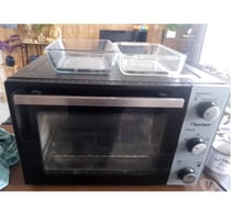 four Bestron AOV31 grill chaleur tournante
