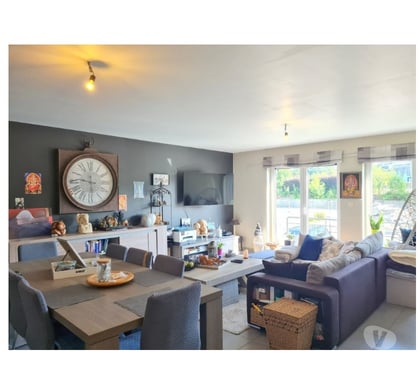Achat appartement - Photos Vivastreet Bel appartement avec balcon, parking privatif, ascenseur.
