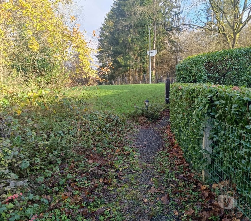 Annonce maison Hastière Hastière-par-delà - Photos Vivastreet CHALET à vendre à HASTIERE