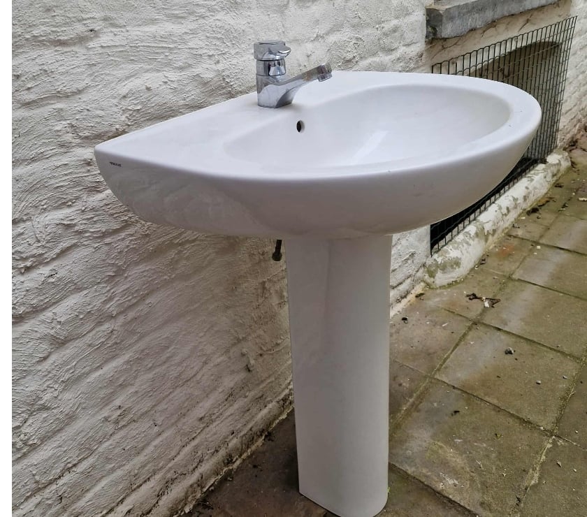 Electroménager Tournai Tournai-Centrum - Photos Vivastreet lavabo de salle de bain blanc