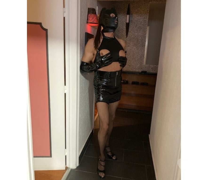 Gay Jette - Photos Vivastreet Belle tv soumise pour Maître + de 50 ans.