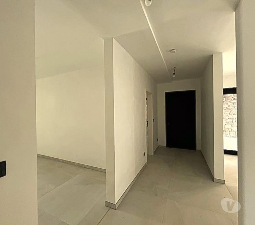 Immeuble à vendre Walcourt Ahérée - Photos Vivastreet RDC de standing 147M2- 2 entrées-3 chambres-Terrasse. PEB A