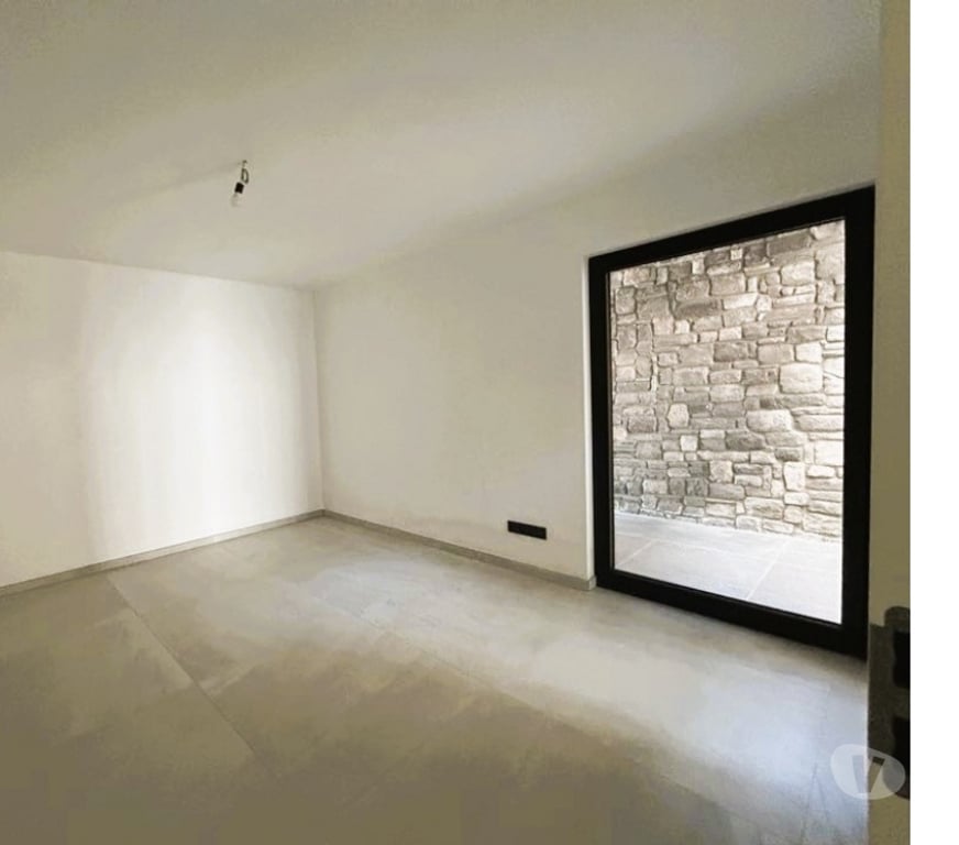 Immeuble à vendre Walcourt Ahérée - Photos Vivastreet RDC de standing 147M2- 2 entrées-3 chambres-Terrasse. PEB A