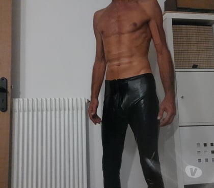 rencontre sexe Comines Comines-Warneton - Photos Vivastreet Échange de plaisir