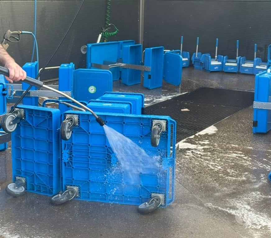 Matériel agricole Kortenberg Kortenberg-Centrum - Photos Vivastreet 13 chariot de nettoyage ECOLAB