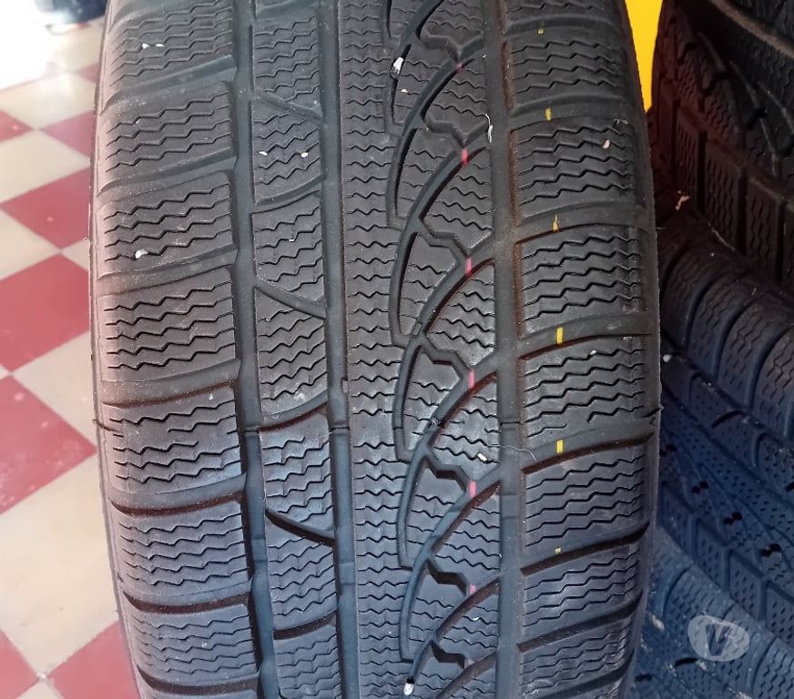 Pièces et services auto Quaregnon - Photos Vivastreet jntes 17 pouves + pneus