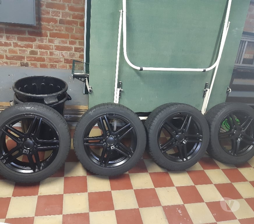 Pièces et services auto Quaregnon - Photos Vivastreet jntes 17 pouves + pneus