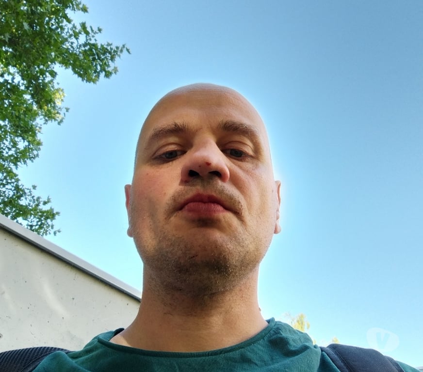Hommes > Femmes La Louvière - Photos Vivastreet David sportif je recherche une relation sérieuse et sincè
