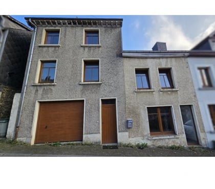 Annonce maison Bouillon-Centrum Bouillon - Photos Vivastreet Bouillon : maison avec garage et jardin, 4ch.