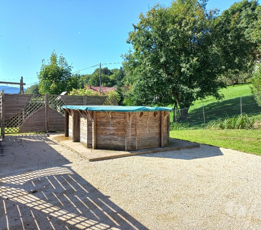 Annonce maison France - Photos Vivastreet LE MENIL (France-Vosges) - MAISON 2014 rénovée 2025