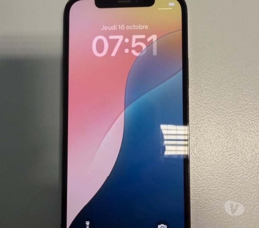 Téléphonie Gembloux Bossière - Photos Vivastreet A vendre Iphone 12 Pro 256 Go