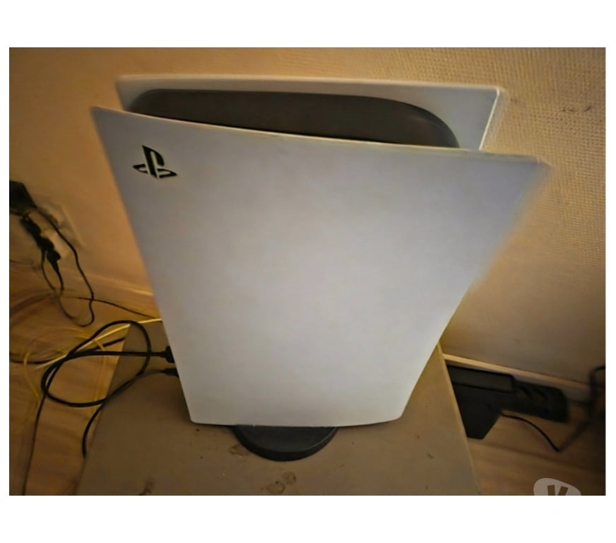 Jeux vidéo & consoles Molenbeek-Saint-Jean - Photos Vivastreet PLAYSTATION 5 3,TO DIGITAL