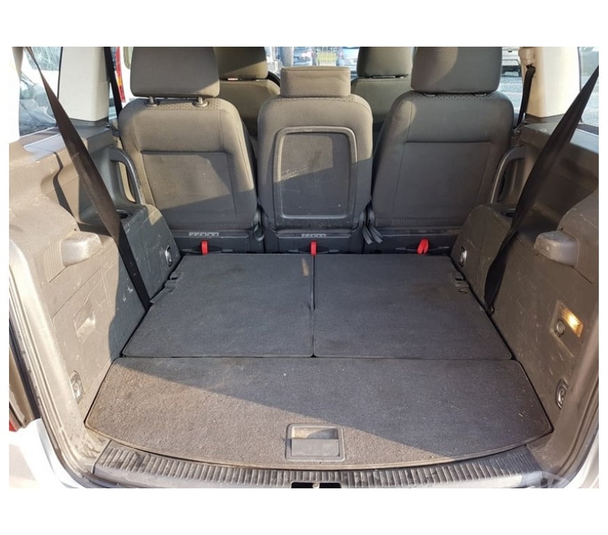 Voiture à vendre Pont-de-Loup - Photos Vivastreet Vw touran 7places 1.9tdi 105cv Airco...