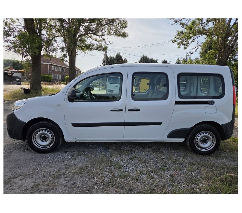 Véhicules commerciaux & utilitaires d'occasion Pont-de-Loup - Photos Vivastreet Renault Kangoo 2018 Double Cabine 68732KM 1.5dci 90cv EU6..