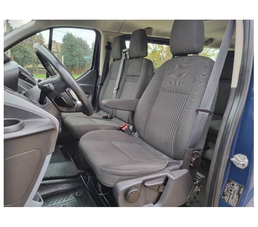 Véhicules commerciaux & utilitaires d'occasion Pont-de-Loup - Photos Vivastreet Ford Transit Custom 9places minibus 2.2tdci 125cv 92kw airco