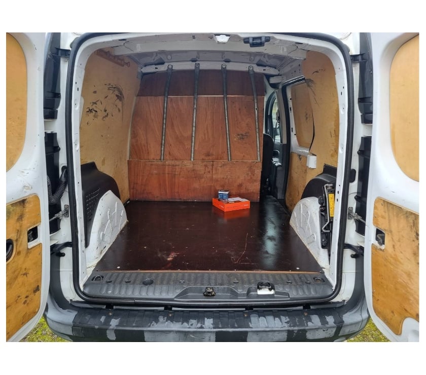 Véhicules commerciaux & utilitaires d'occasion Pont-de-Loup - Photos Vivastreet Renault Kangoo 2015 1.5dci 75cv 55kw Euro5 Airco 2places...