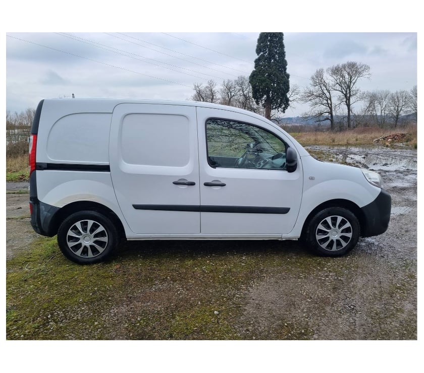Véhicules commerciaux & utilitaires d'occasion Pont-de-Loup - Photos Vivastreet Renault Kangoo 2015 1.5dci 75cv 55kw Euro5 Airco 2places...