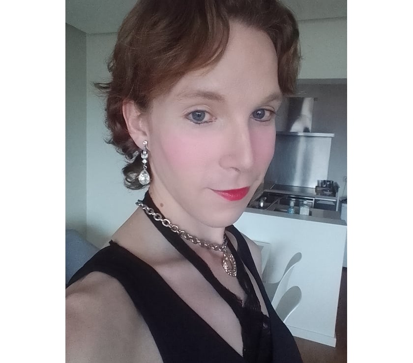 Escort Ostende - Photos Vivastreet Sexy petite travestie masseuse pro proche de Ostende