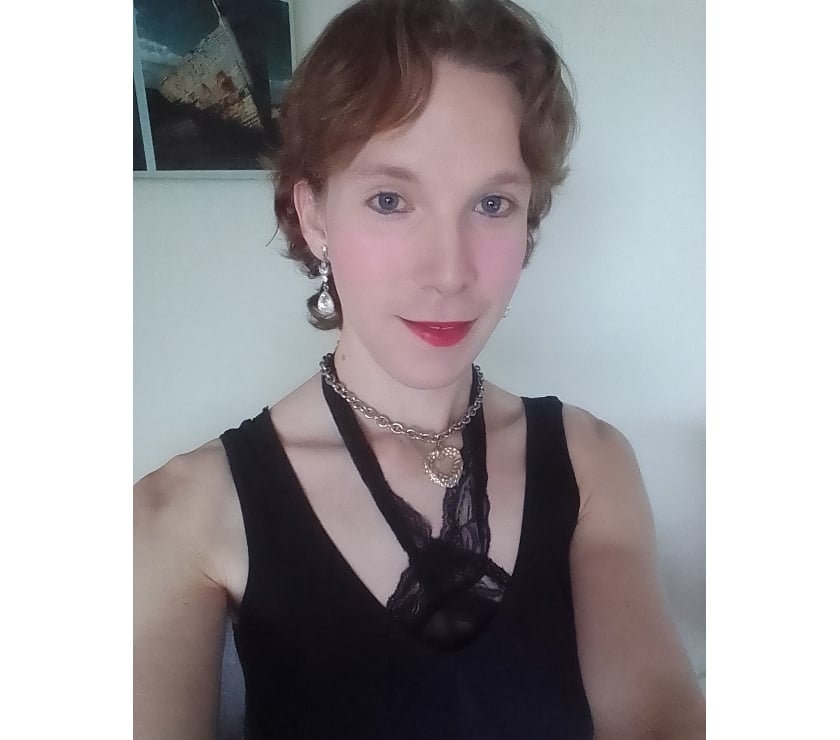 Escort Ostende - Photos Vivastreet Sexy petite travestie masseuse pro proche de Ostende