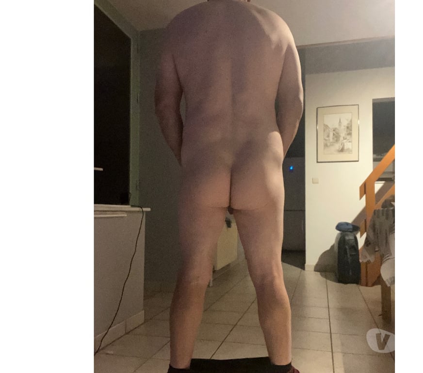 Gay Mettet Ermeton-sur-Biert - Photos Vivastreet Suis soumis nu et salope