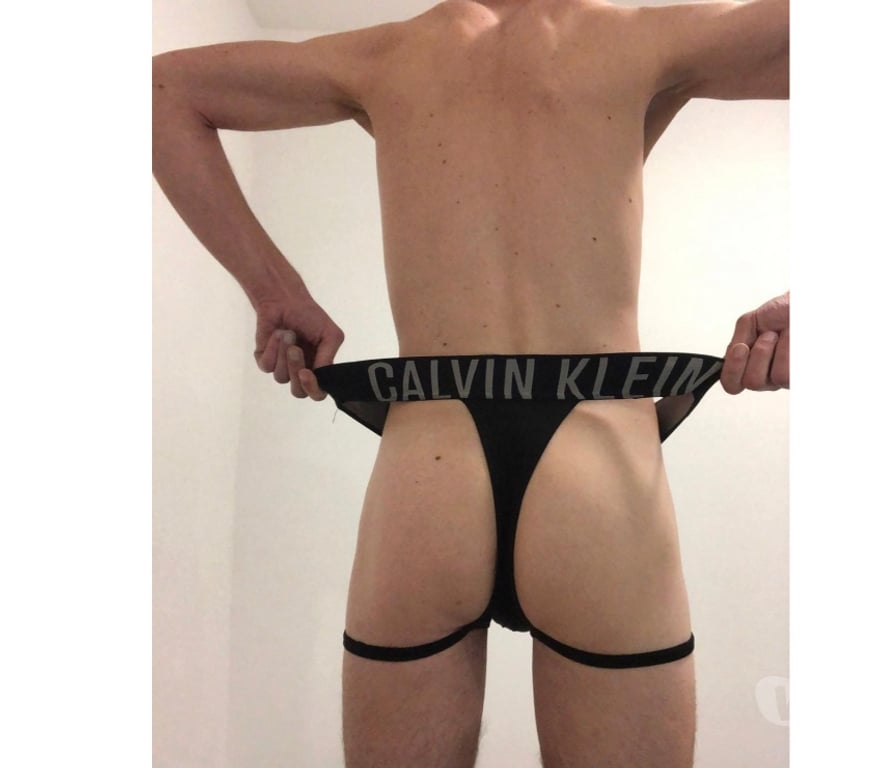 Gay Charleroi Monceau-sur-Sambre - Photos Vivastreet J’attends vos bites maintenant