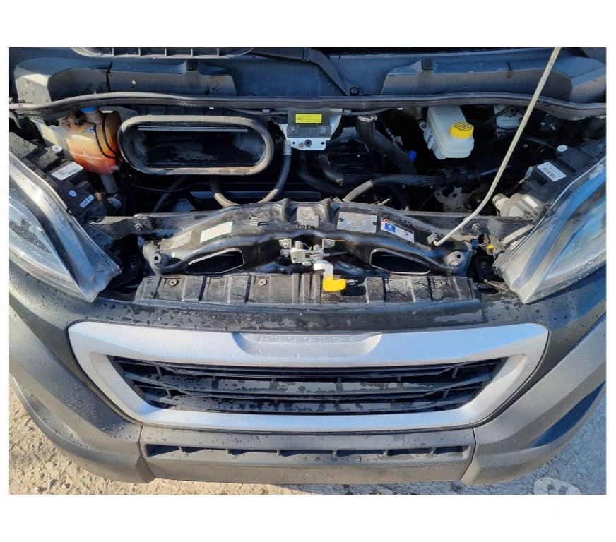Véhicules commerciaux & utilitaires d'occasion Pont-de-Loup - Photos Vivastreet Peugeot Boxer L3h2 Double Cabine 7Places 2.2hdi 131cv 96kw..
