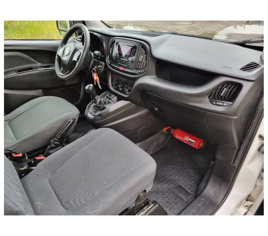 Véhicules commerciaux & utilitaires d'occasion Pont-de-Loup - Photos Vivastreet Fiat Doblo maxi long châssis 2017 euro6 1.3jtd 95cv 99090km