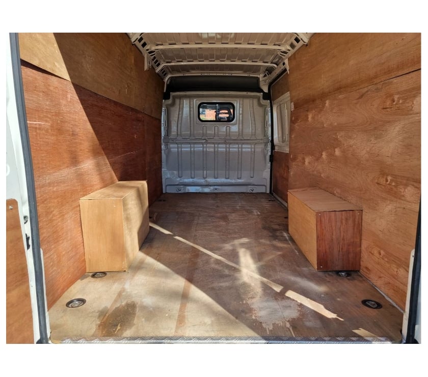 Véhicules commerciaux & utilitaires d'occasion Pont-de-Loup - Photos Vivastreet Peugeot Boxer L4 2019 2.0hdi 163cv eu6 Gps Carplay Ac Cruise